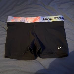 Nike Pro